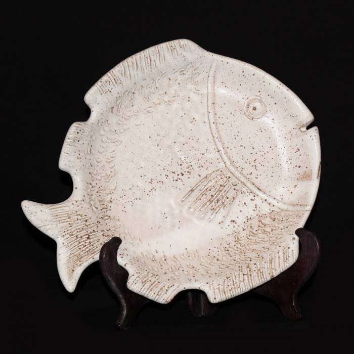 Puffy Fish Platter | Peter
